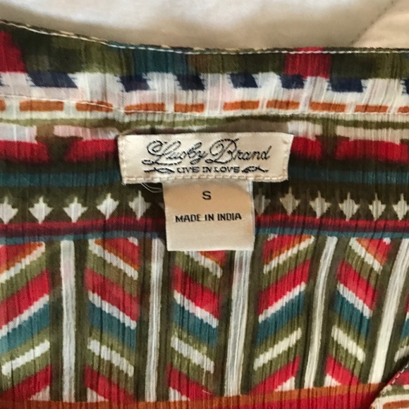 Sheer Aztec Top - Picture 3 of 3